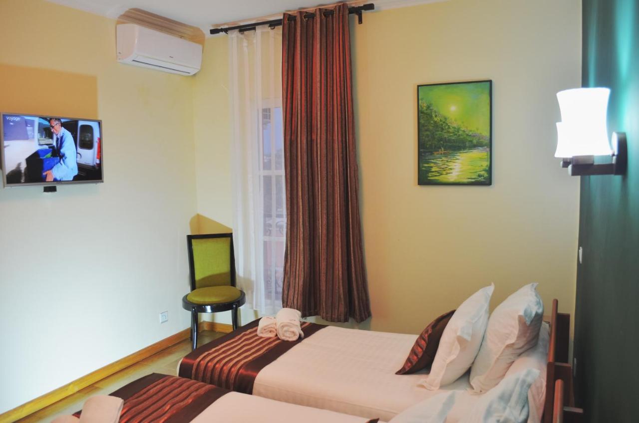Anouk Hotel Ανταναναρίβο Εξωτερικό φωτογραφία