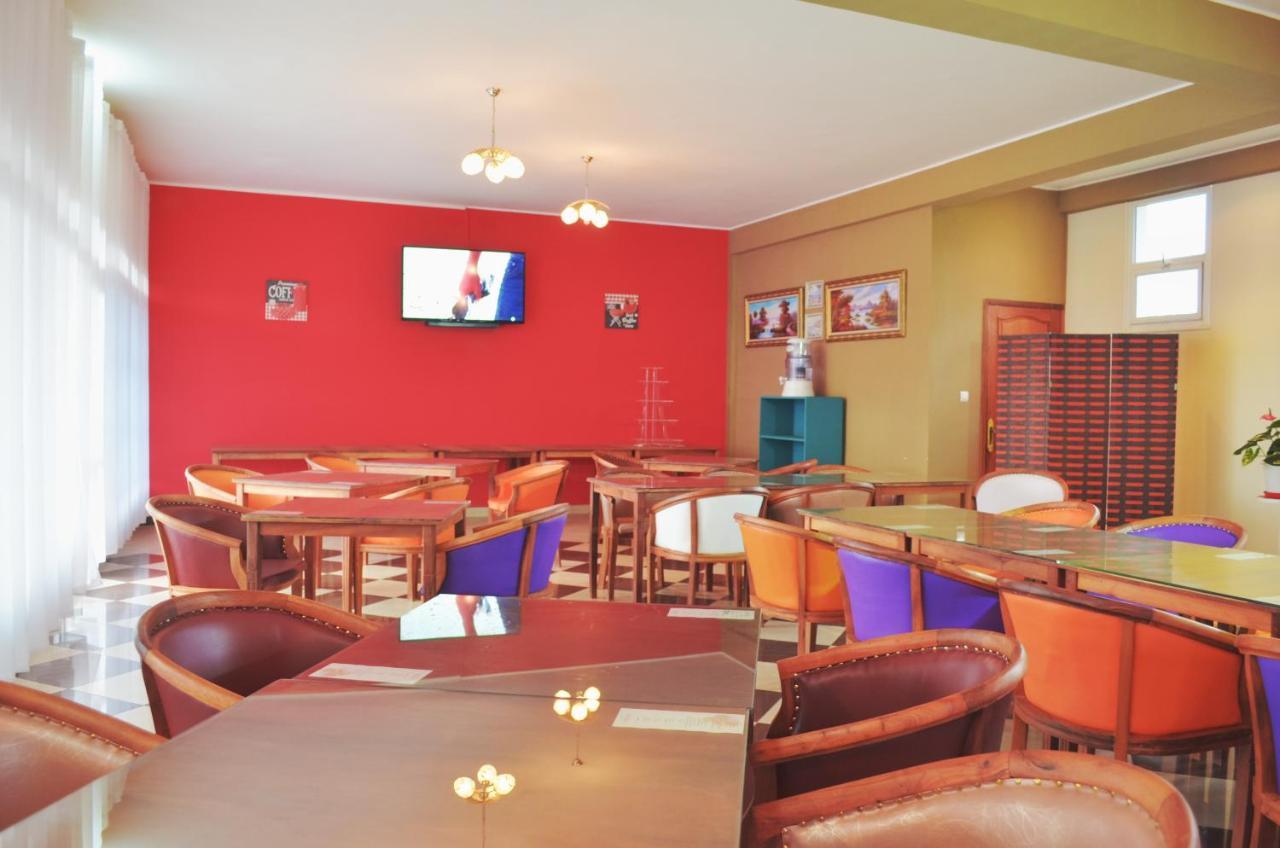 Anouk Hotel Ανταναναρίβο Εξωτερικό φωτογραφία