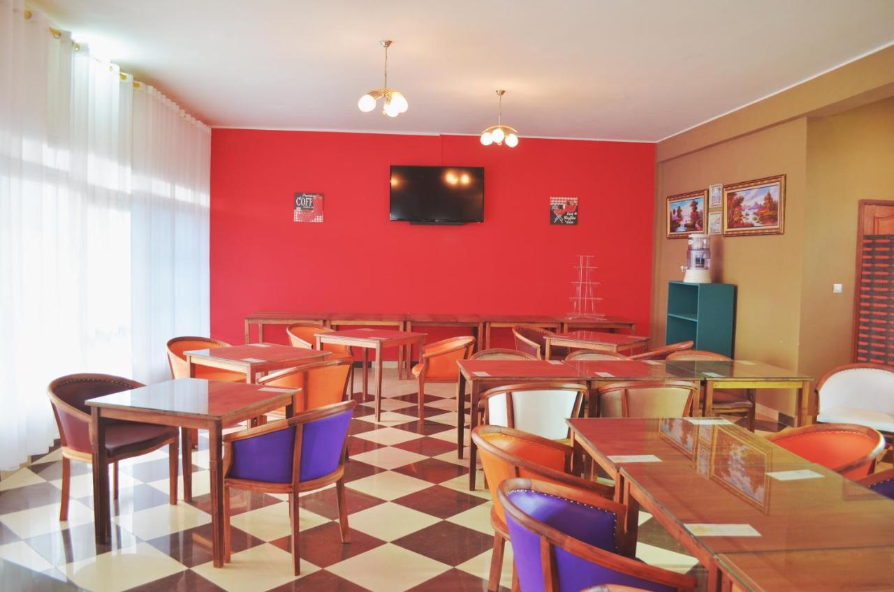 Anouk Hotel Ανταναναρίβο Εξωτερικό φωτογραφία